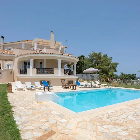 Villa Grand On Of A Hill With Private Pool *